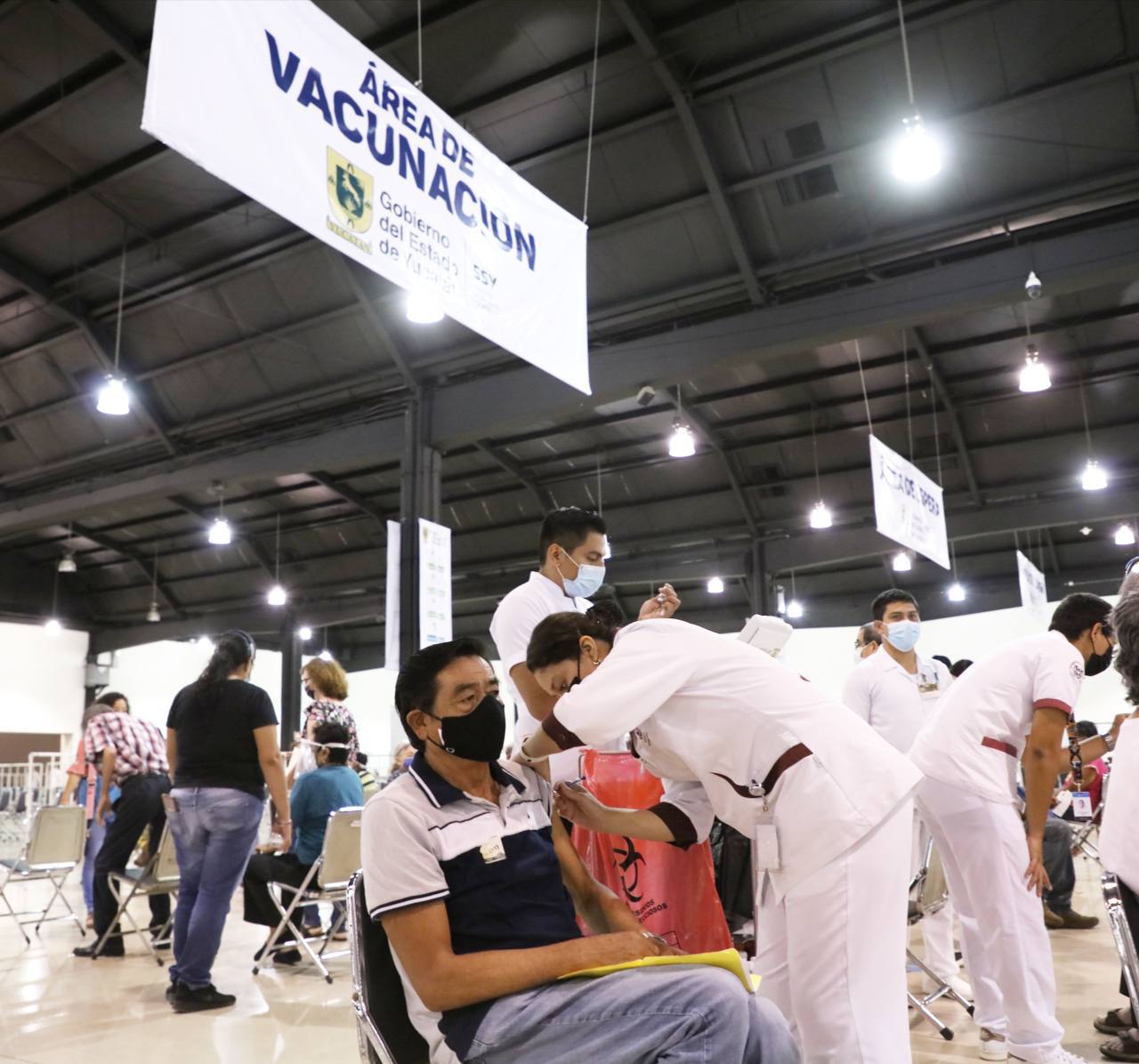 Este miércoles comienza la vacunación para personas de 40 a 49 años en Mérida