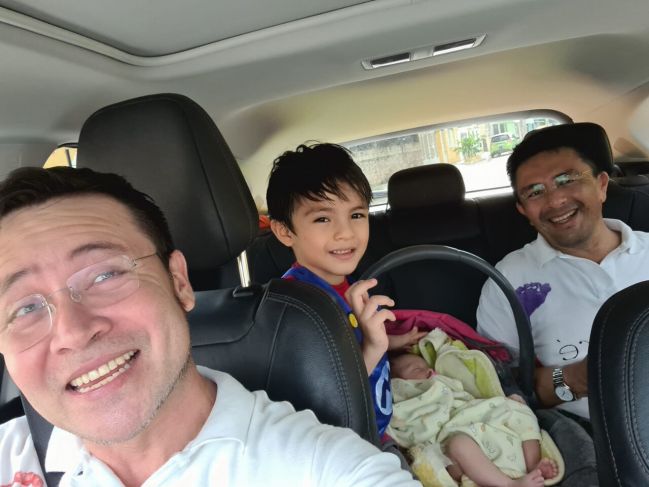 Pablo y Douglas lograron consolidar su familia con mucho amor y perseverancia