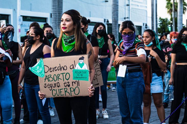 Cientos de mujeres exigen el aborto legal en Yucatán