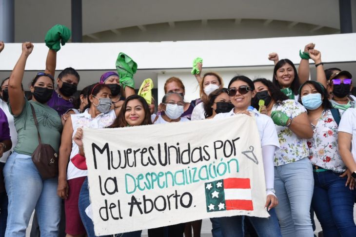 28S inició en Mérida con manifestación en el Congreso de Yucatán