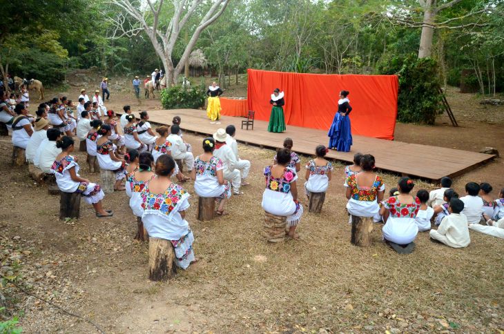 Mujeres rurales artistas piden espacios para identificarse sin culturas estereotipadas
