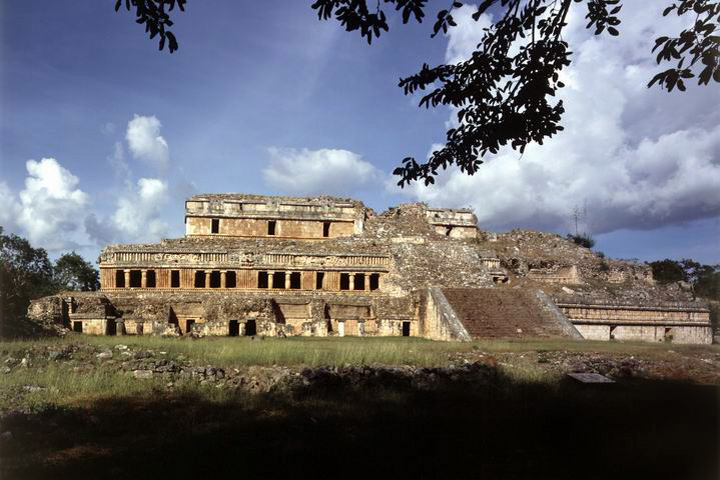 Conoce Sayil, zona arqueológica que forma parte del Tramo 3 del Tren Maya