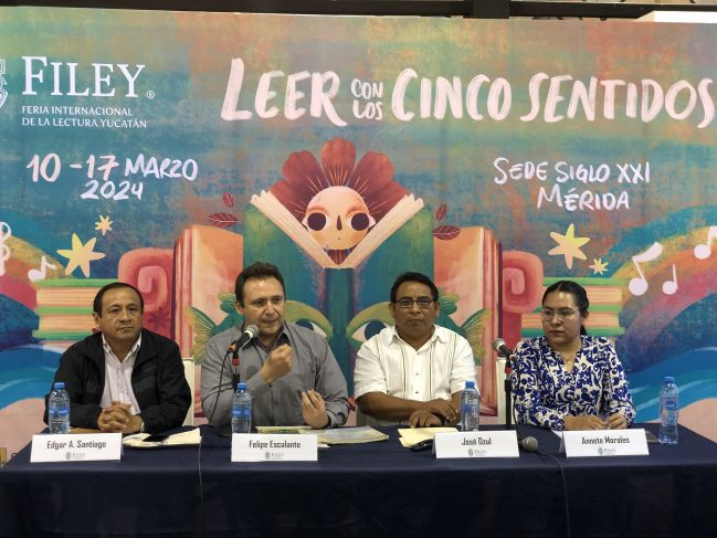 Exponen la relevancia de la archivística para preservar la memoria de Yucatán