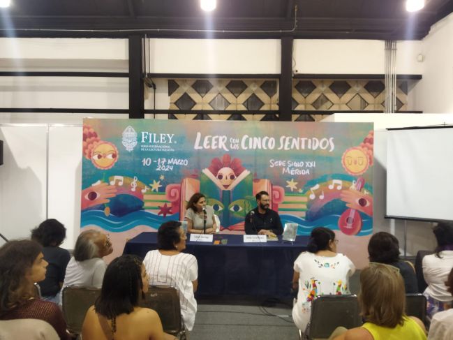 Filey: Presentan libro sobre las condiciones de racismo en México