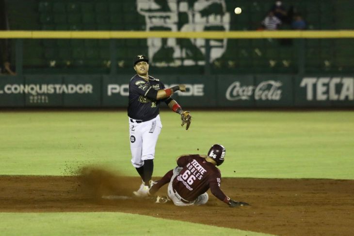 Los Leones, en la pelea por otro liderato de fildeo en la LMB