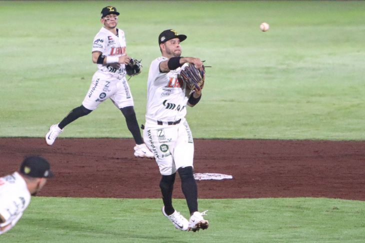 Enrique Burgos ahora pertenece a los Bravos de Atlanta