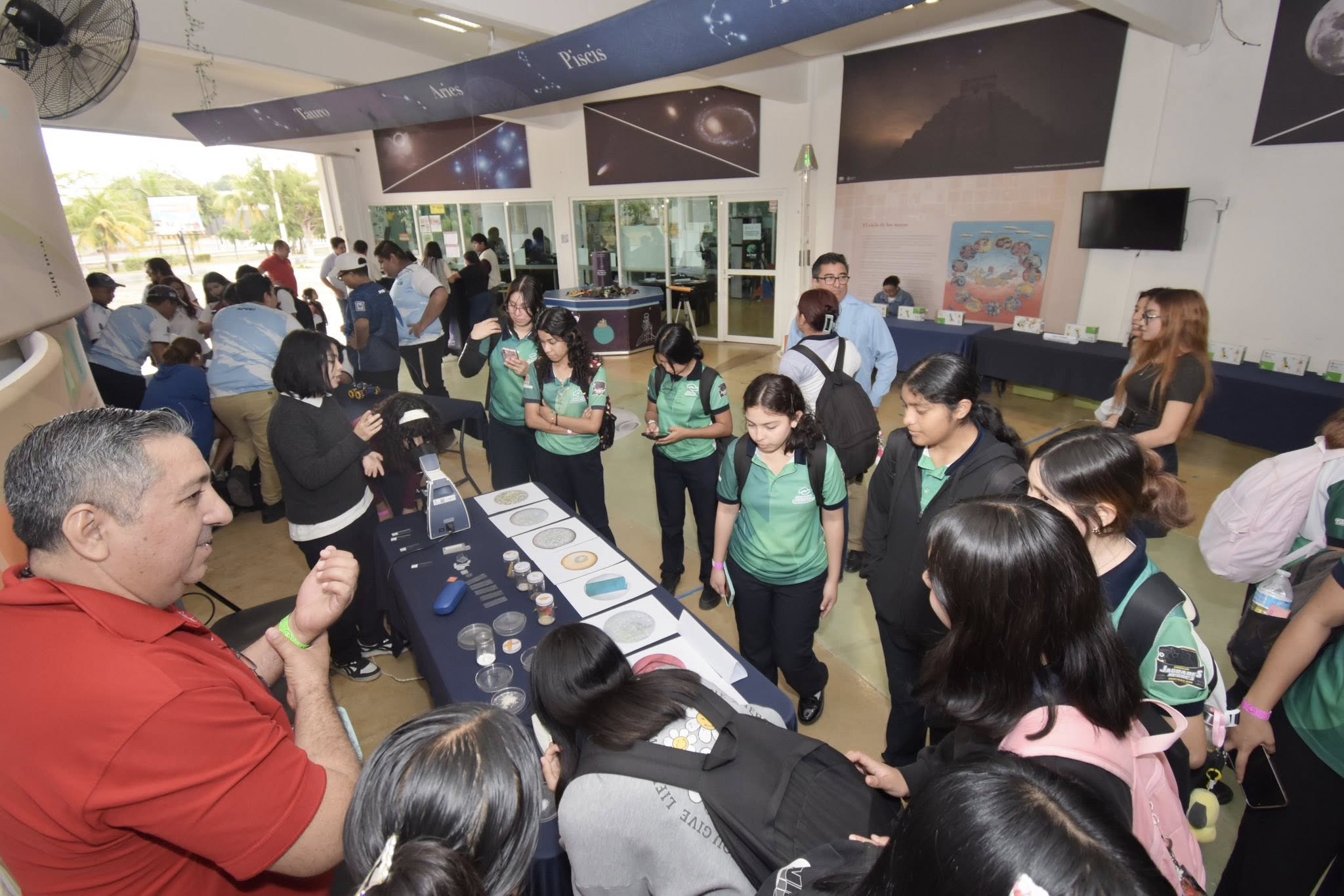 Más de 1.3 millones de personas visitaron el planetario de Cancún en 2025