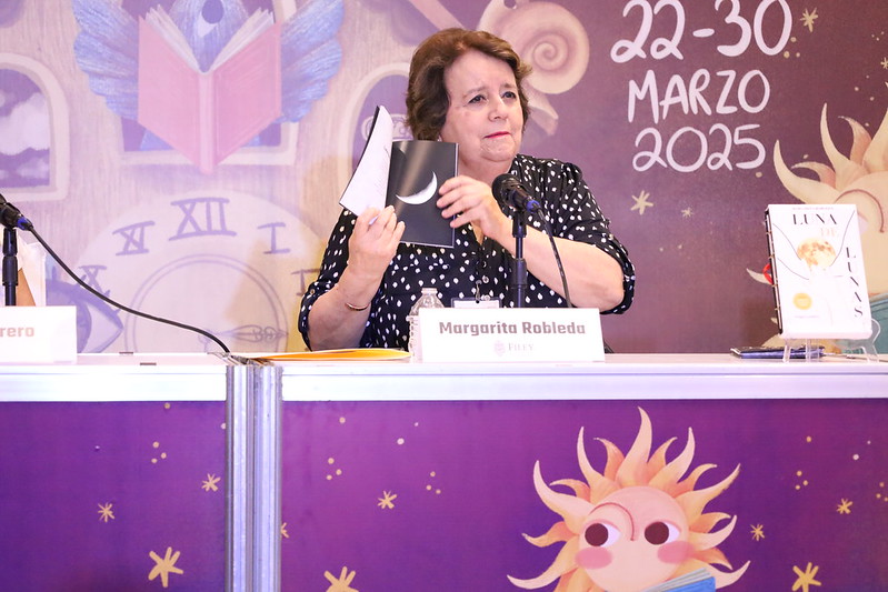 Margarita Robleda presenta su poemario 'Luna de lunas' en la Filey 2025