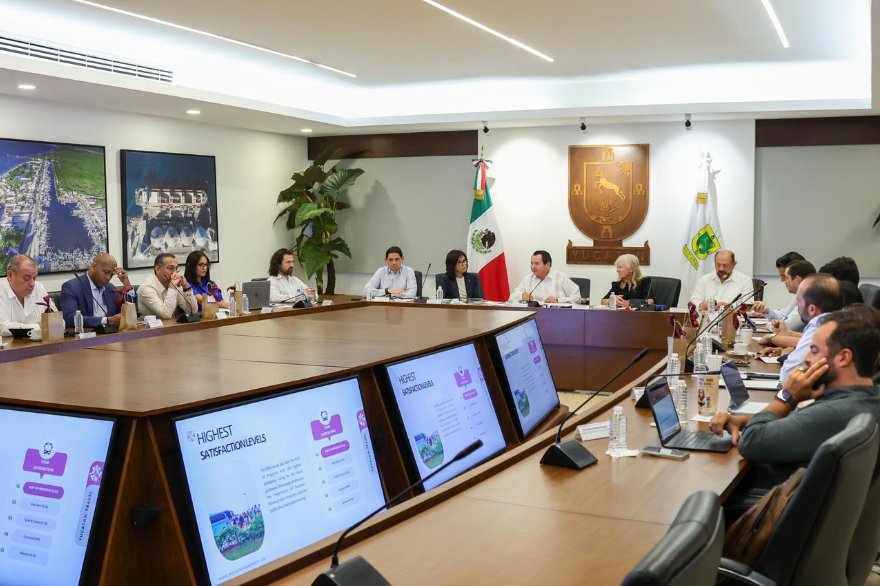 Yucatán fortalece alianza con navieras para impulsar Progreso y generar empleos