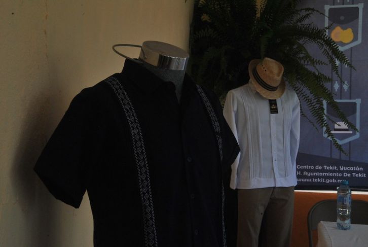 Buscan posicionar a Tekit como la capital de la guayabera