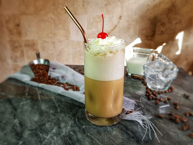 La Jornada Maya | Yucatán | Juan Manuel Contreras | Demanda de Starbucks  por su marca ''frappuccino'' alcanza a Yucatán