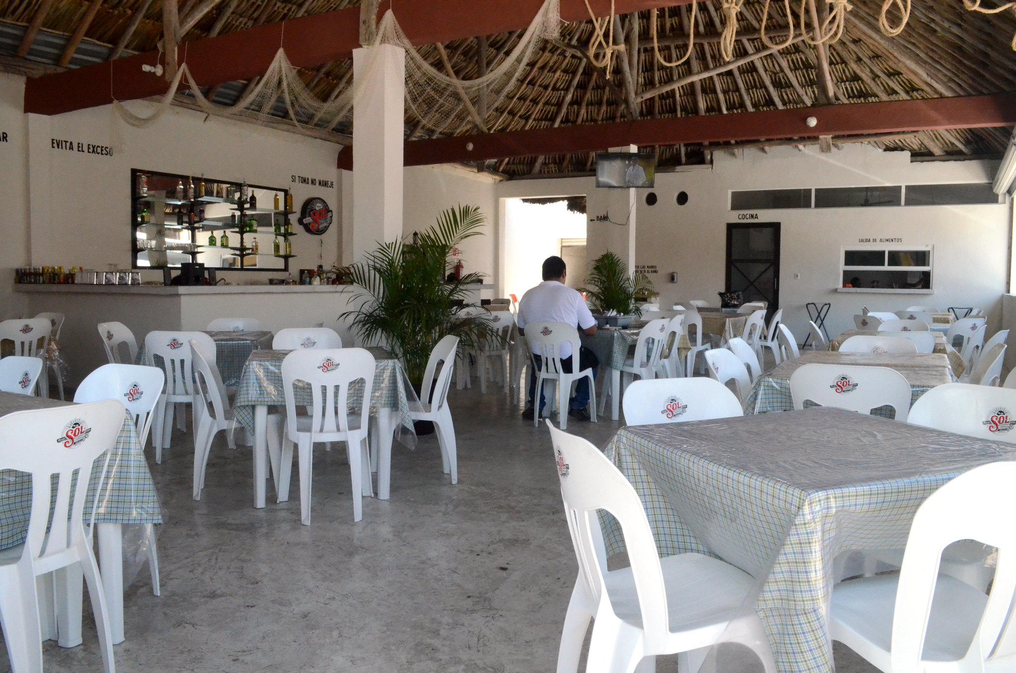 ''No dejaremos que nos vuelvan a cerrar'': Canirac