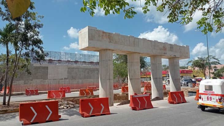 Tren Maya, parte del paisaje urbano en Villas del Sol, en 'Playa'