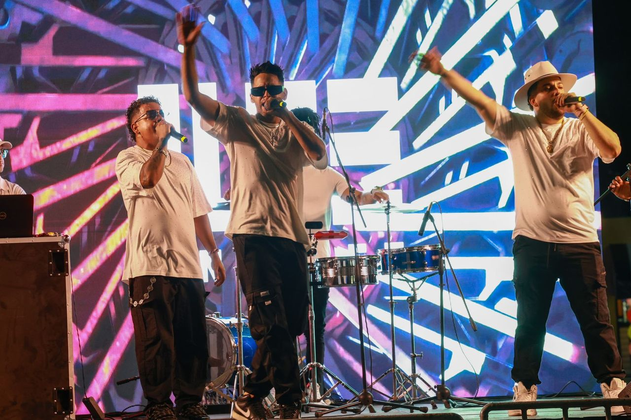 Al ritmo de One Life celebran en grande a las mamás de Playa del Carmen