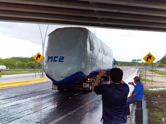 Así fue el recorrido de la primera locomotora del Tren Maya de Hidalgo a Quintana Roo