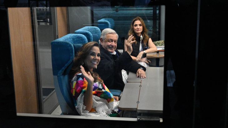 Parte de Cancún con López Obrador el viaje inaugural del Tren Maya hacia Palenque