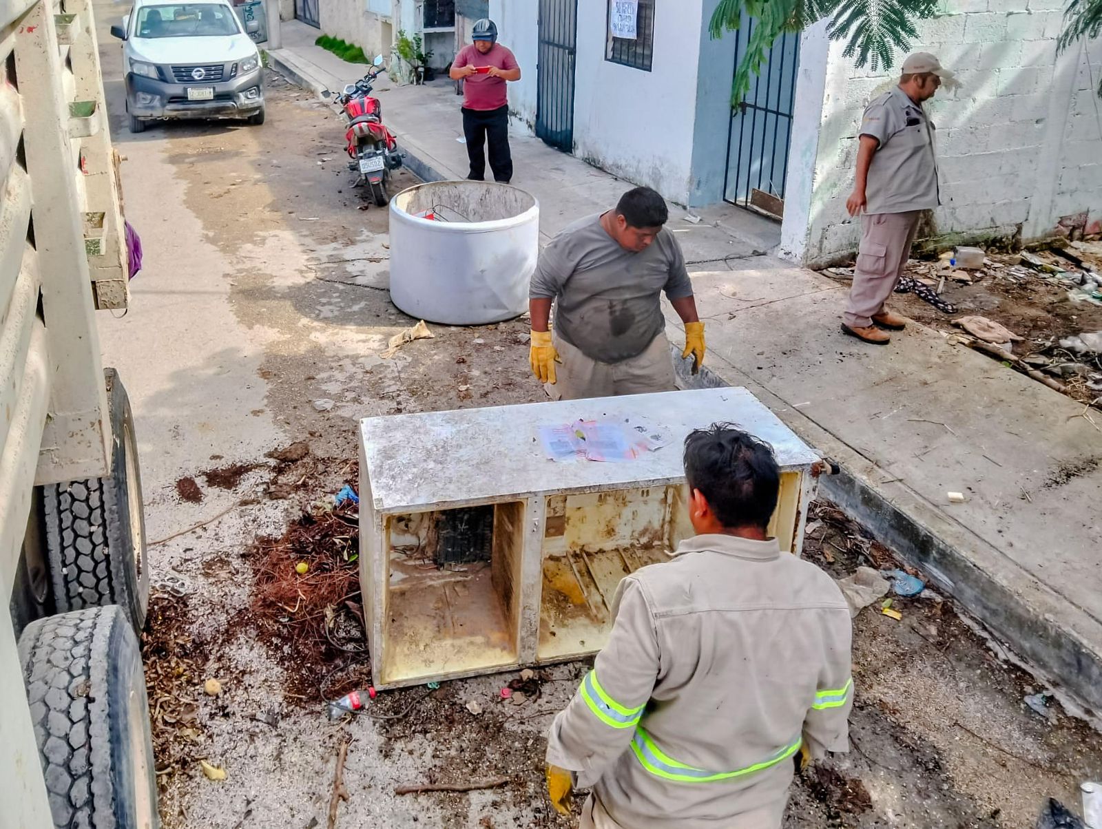 Tulum implementa campaña intensiva de descacharrización