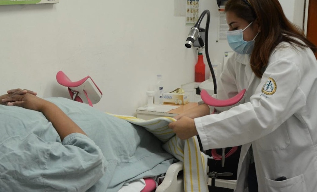 Inicio temprano de vida sexual y falta de revisiones han generado un aumento en los casos de VPH: IMSS QRoo