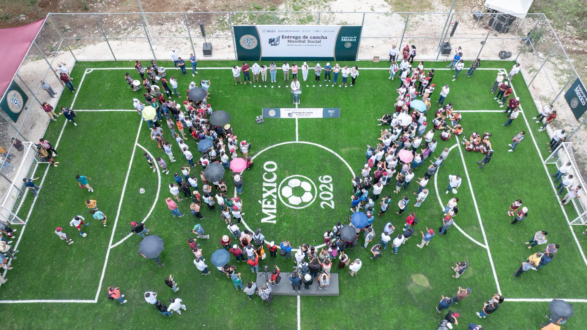 Acercan espacios deportivos a colonias de Mérida y Umán con canchas del Mundial Social 2026