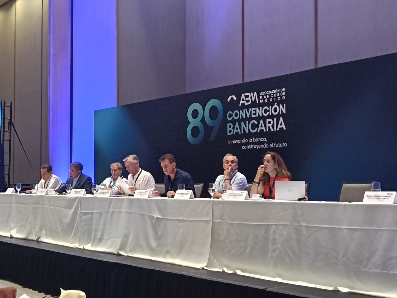 En México la banca apuesta por la digitalización, destacan en convención realizada en Cancún