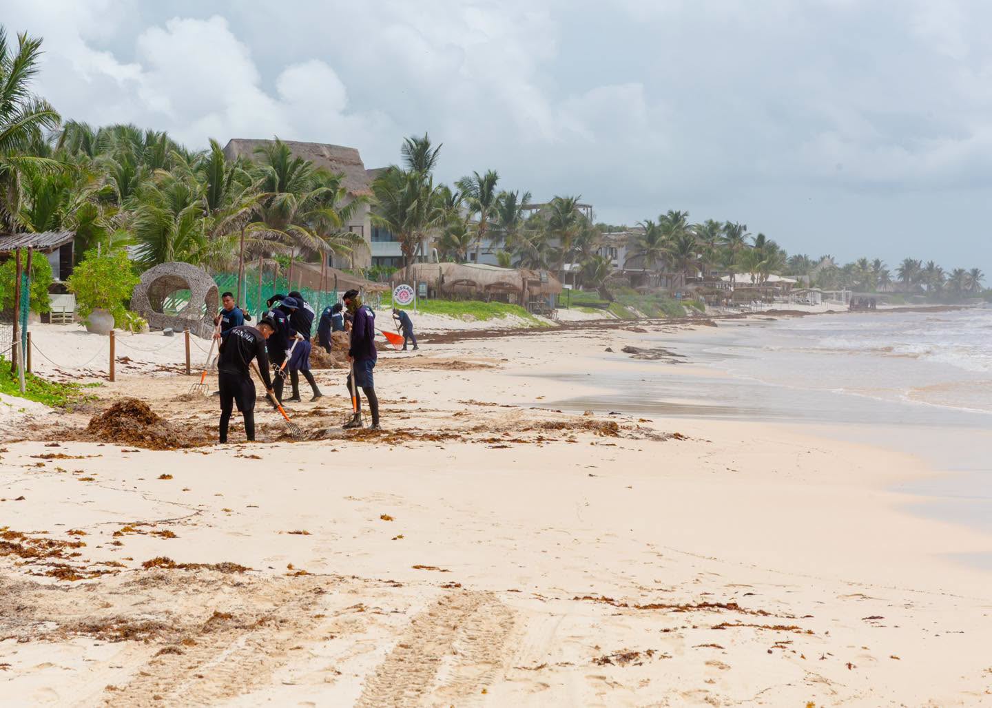 Tulum refuerza promoción de sus playas ante menor recale de sargazo