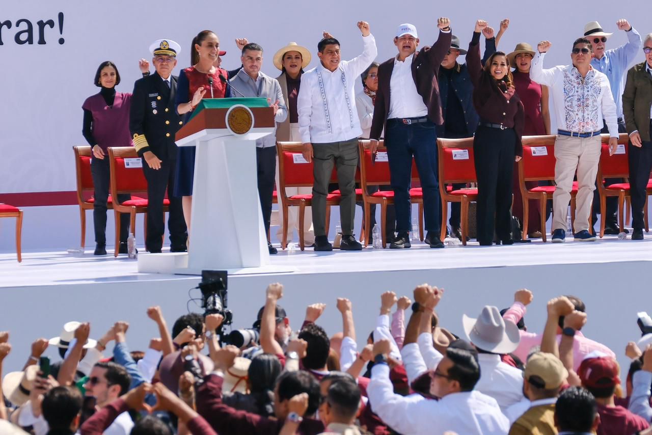 Mara Lezama participa en la magna celebración de la 4T realizada en el zócalo de la Ciudad de México