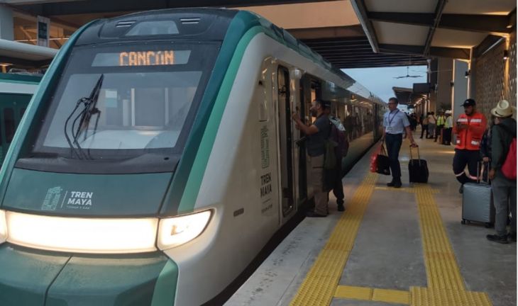 Arranca el primer viaje comercial del Tren Maya