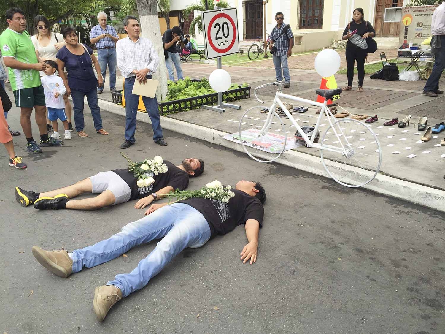 Han muerto 32 en la vía pública