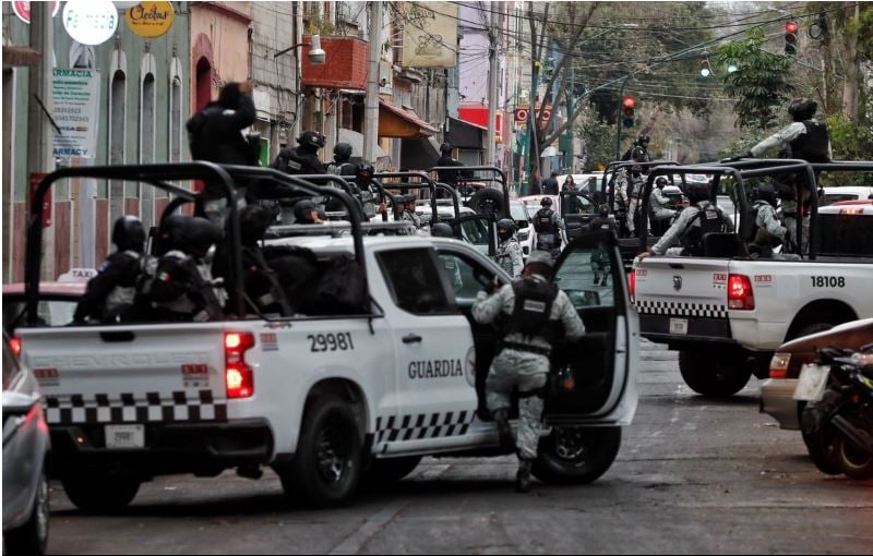 GN mantiene fuerte operativo de custodia en la FEMDO, donde están los restos de 'El Mencho'