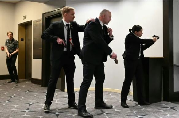 El sospechoso de disparar en la gala donde estaba Trump comparece ante la justicia este lunes