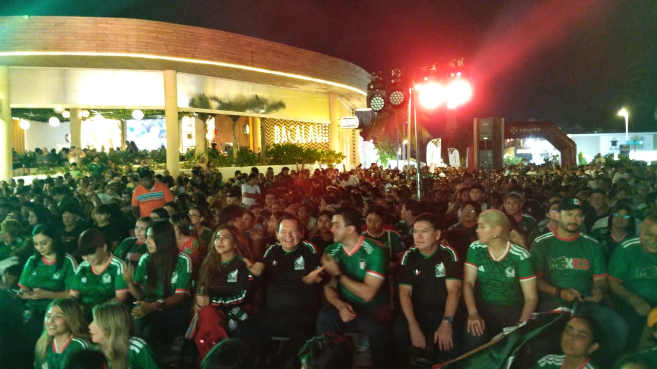 Progreso festeja el triunfo de México con el gobernador y el alcalde