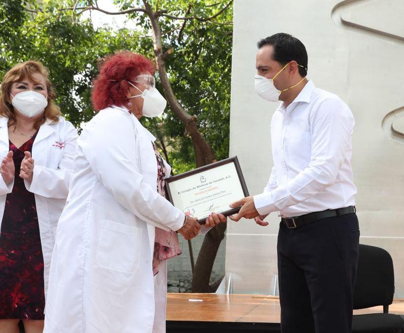 Complicado panorama para Yucatán, por presupuesto 2021: Vila Dosal