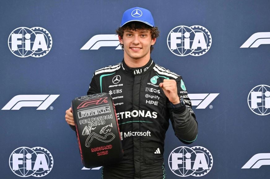 Kimi Antonelli logra su cuarta ‘pole’ de la temporada en el GP de Mónaco; ‘Checo’ saldrá de la posición 18