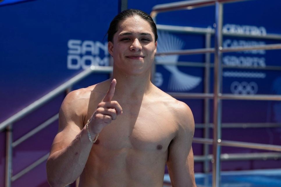 Osmar Olvera gana medalla de oro en prueba de trampolín de tres metros en los JCC