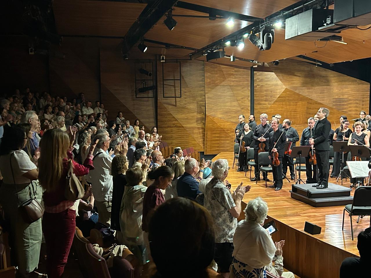 Cautivan en Mérida la música de Tchaikovsky y el virtuosismo del italiano Valerio Scarano