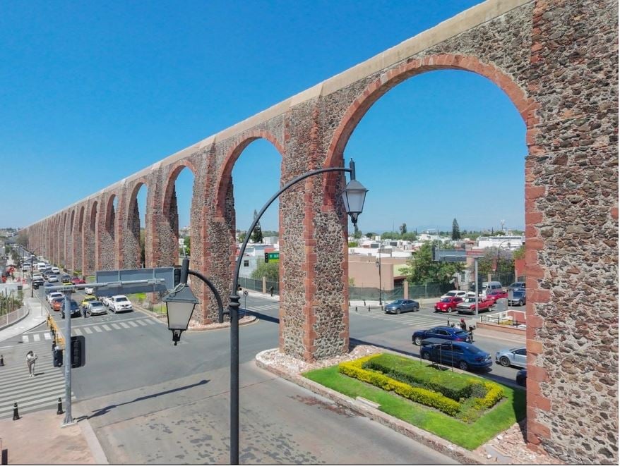 Querétaro conmemora los 300 años de su acueducto en medio de quejas por escasez de agua