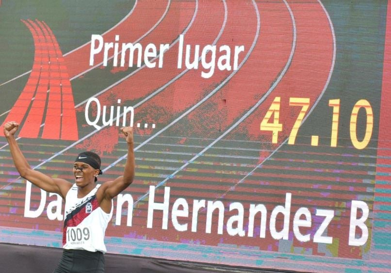 Quintanarroense Bissokot Hernández impone nuevo récord nacional en los 400 metros planos