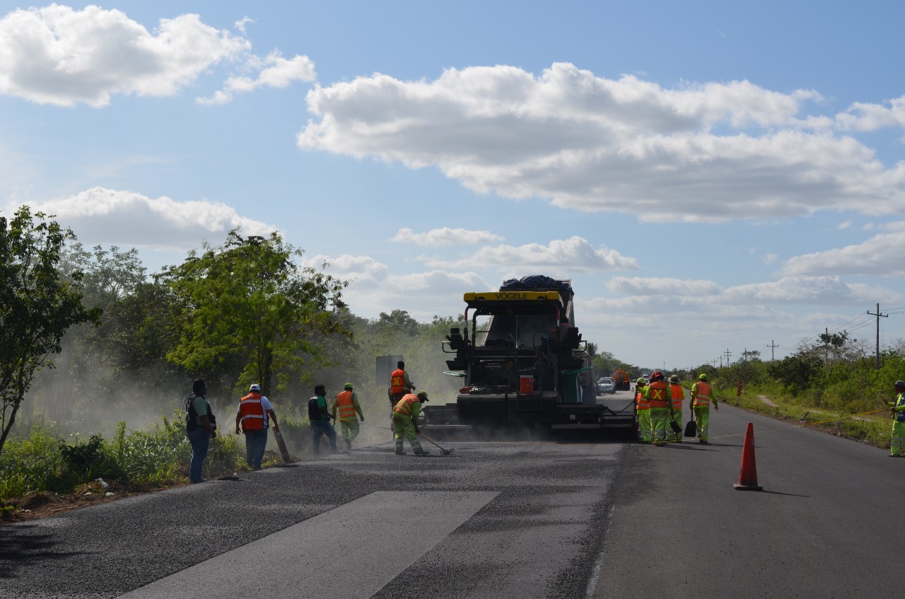 Yucatán destina 181 mdp en mantenimiento de red carretera federal