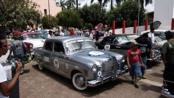 La Jornada Maya | Quintana Roo | La Jornada Maya | Llegan primeros autos  clásicos del Rally Maya a Cozumel