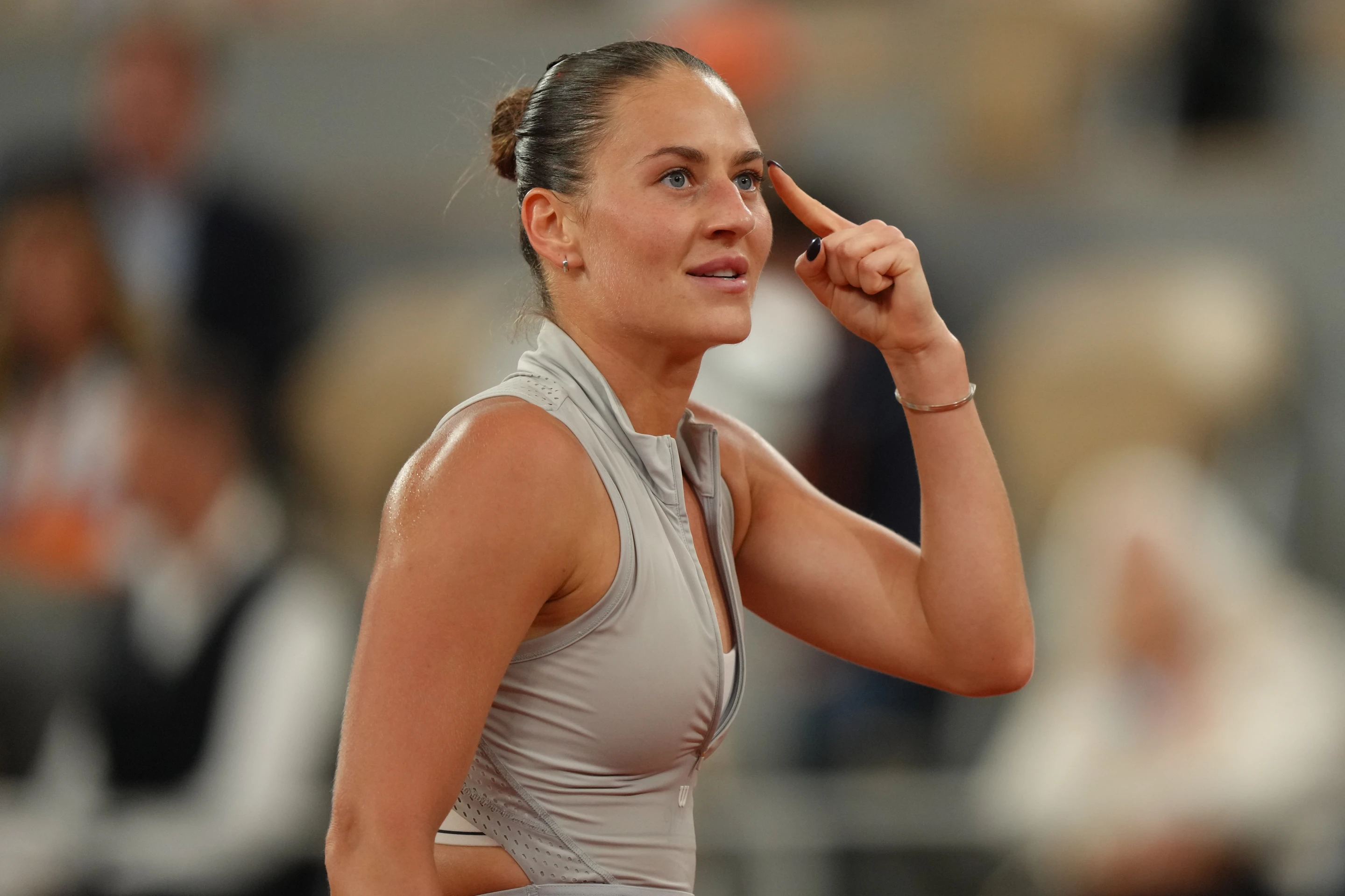 Kostyuk va a semifinales de Roland Garros y se cita con Andreeva en duelo Ucrania-Rusia
