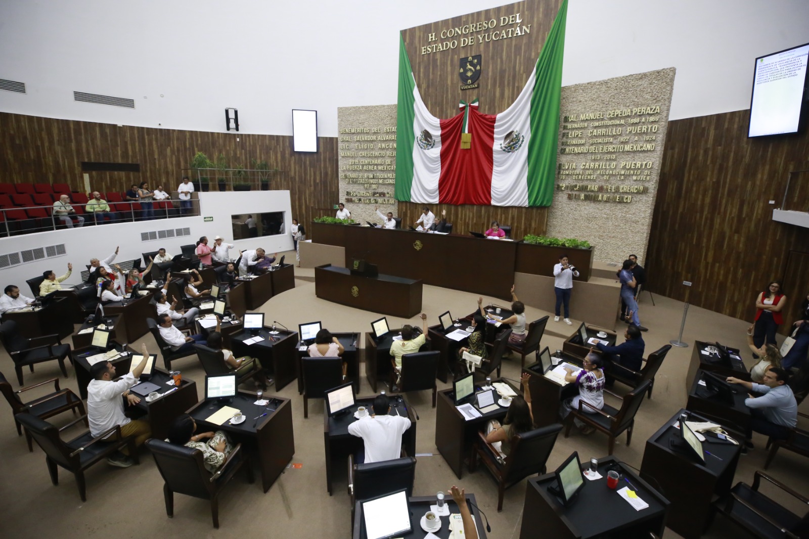 Congreso de Yucatán aprueba despenalización completa del aborto 