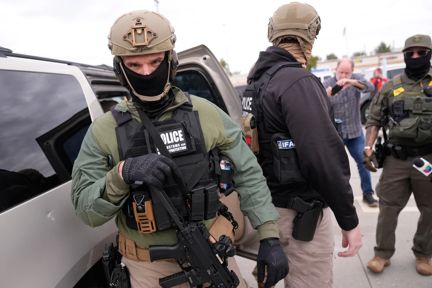 Agentes federales de Estados Unidos lanzan redada migratoria en Nueva Orleans