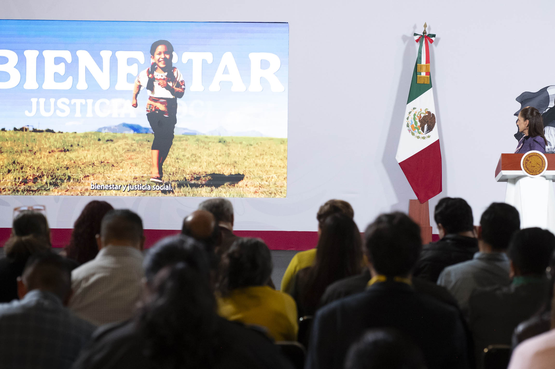 En 5 años, aumentó en 7 millones el número de mexicanos con agua entubada en su vivienda: Sheinbaum