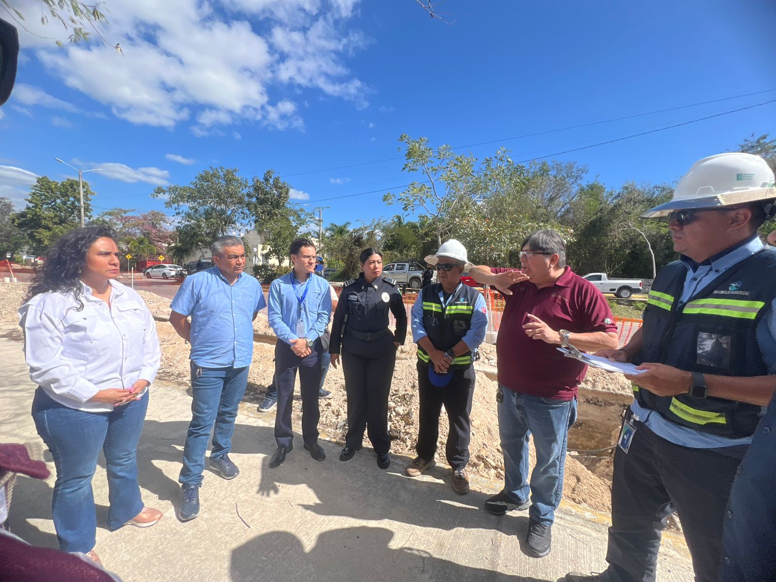 Aguakan reafirma coordinación con autoridades municipales en recorrido por Playa del Carmen