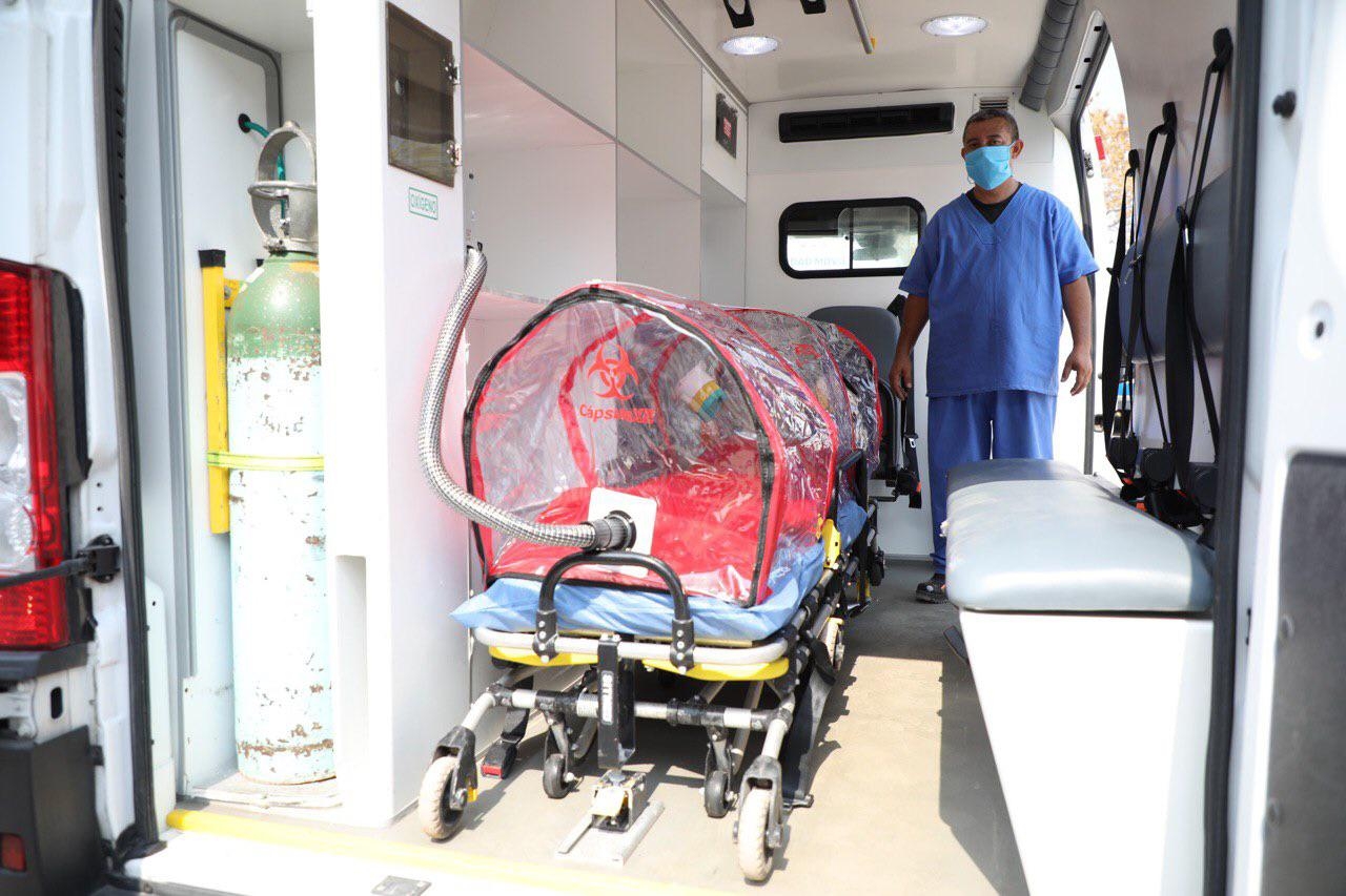 Gobierno de Yucatán equipa ambulancias para atención a pacientes con COVID-19