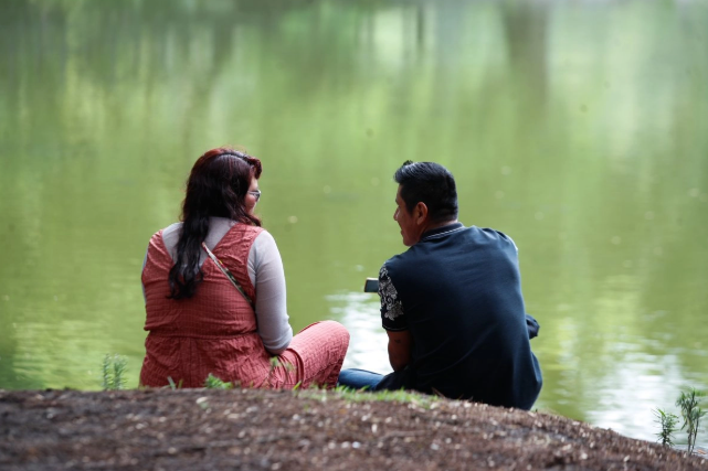 ¿Tu relación está en riesgo? Un modelo matemático identifica las señales de alerta