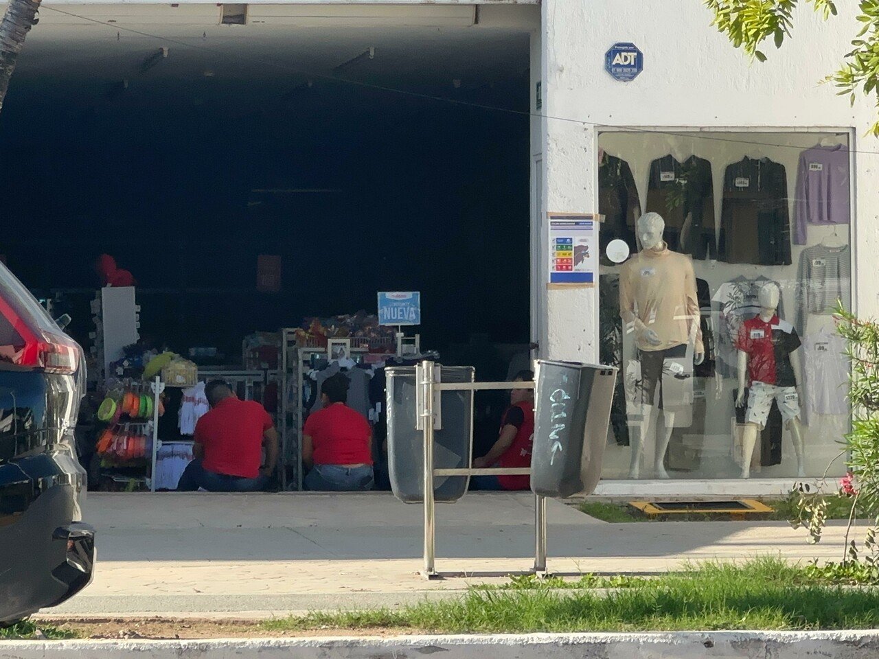 Apagón deja caos vial y pérdidas económicas en Quintana Roo