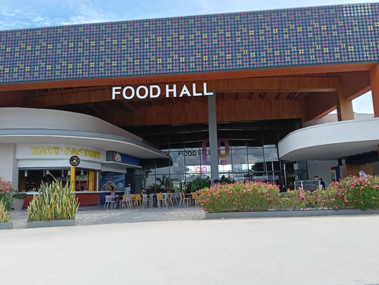 Apagón peninsular provocó millonarias pérdidas a restauranteros de QRoo