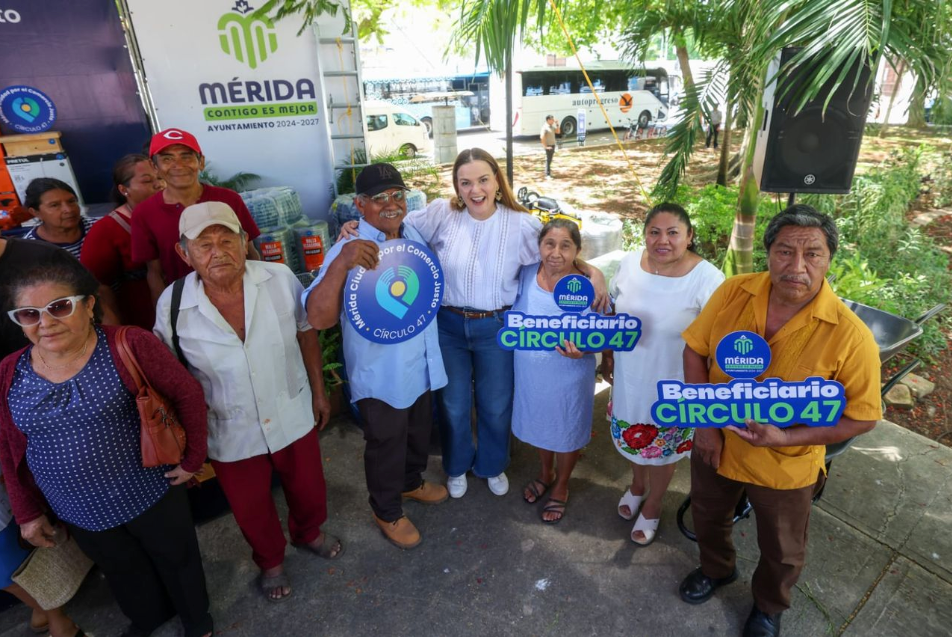 Cecilia Patrón entrega apoyos en especie a productores de comisarías y zonas conurbadas de Mérida