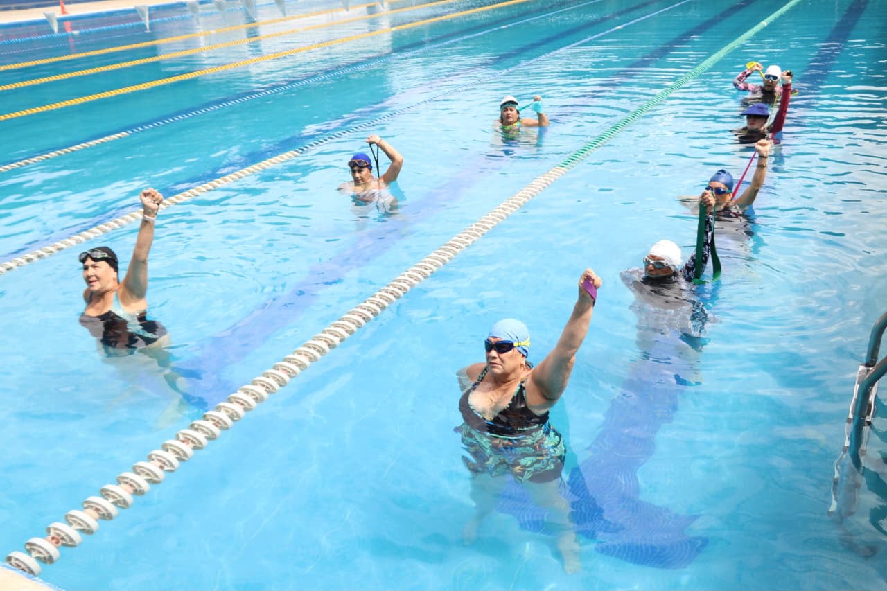 Aqua Aerobics Inclusión, programa que procura el bienestar de las personas adultas mayores en Playa del Carmen